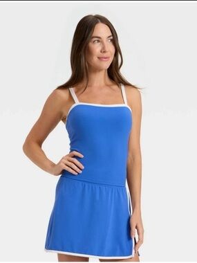 All in motion Plus size Blue crop Tank Top with White Trim XXL. New/tags.